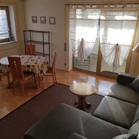 Am Riegelberg Apartment *